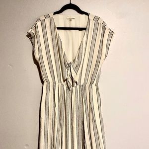 June & Hudson Tie Front Dress